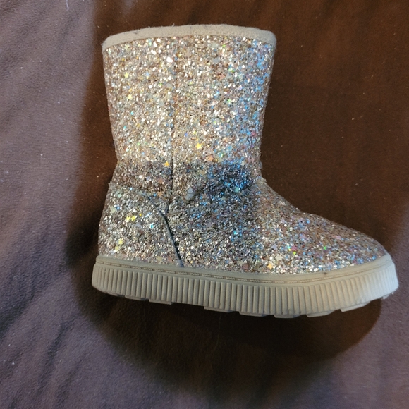 Custom Listing - Picture 2 of 5